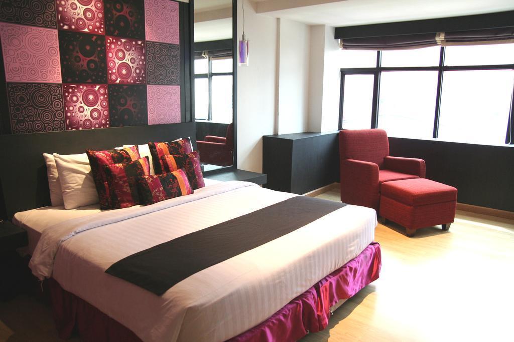 Grand Inn Hotel Bangkok Dış mekan fotoğraf
