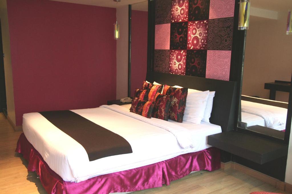 Grand Inn Hotel Bangkok Oda fotoğraf